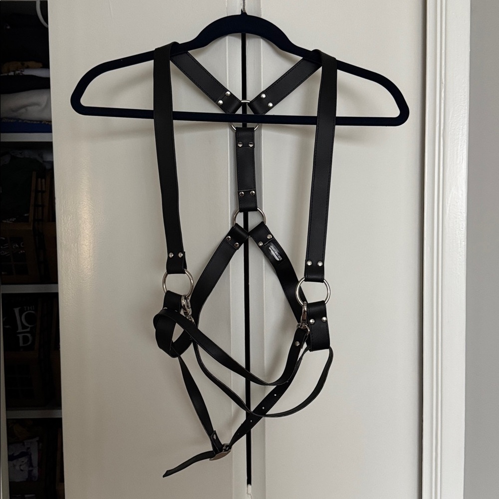 Jenny Machete vegan leather wrap harness - Like New